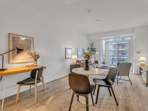 367-60 Ann O'Reilly Rd, Toronto, ON - Indoor Photo Showing Dining Room