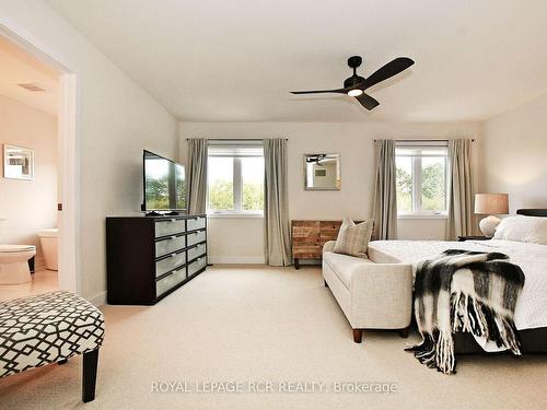 65 Anchusa Dr, Richmond Hill, ON - Indoor Photo Showing Bedroom