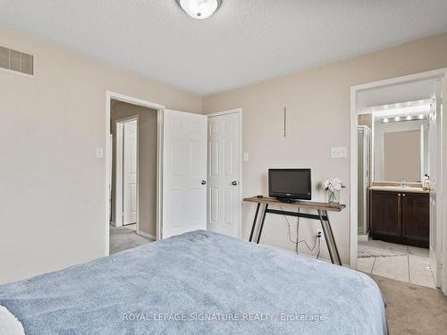 114-4950 Winston Churchill Blvd E, Mississauga, ON - Indoor Photo Showing Bedroom