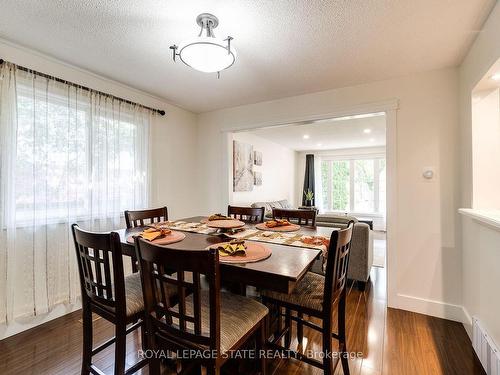 3448 Caplan Cres, Burlington, ON - Indoor Photo Showing Dining Room