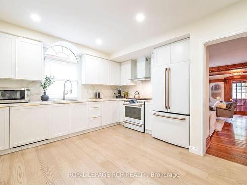 26 Second Ave, Orangeville, ON - Indoor Photo Showing Kitchen