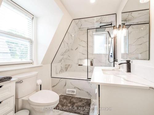 26 Second Ave, Orangeville, ON - Indoor Photo Showing Bathroom