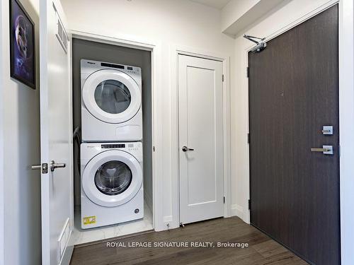 1004-500 Brock Ave, Burlington, ON - Indoor Photo Showing Laundry Room