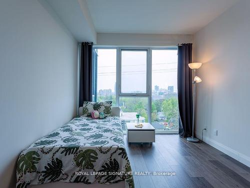 1004-500 Brock Ave, Burlington, ON - Indoor Photo Showing Bedroom