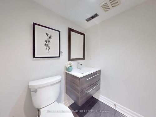 141 Harbourview Cres, Toronto, ON - Indoor Photo Showing Bathroom