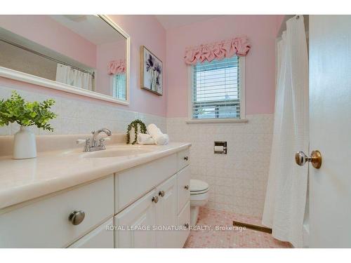 25 Wigmore Dr, Toronto, ON - Indoor Photo Showing Bathroom