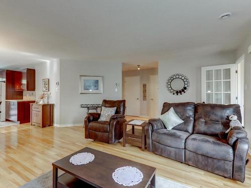 Living room - 1139 Rue Cousineau, Prévost, QC - Indoor Photo Showing Living Room