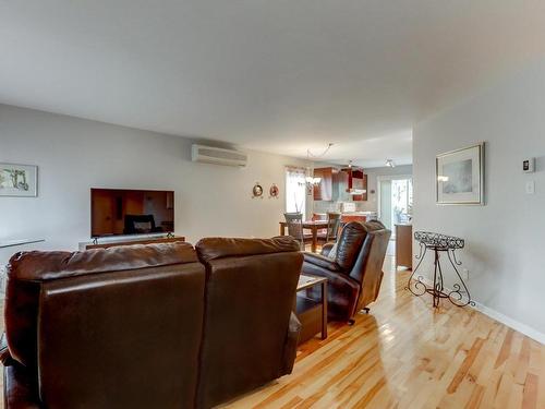 Overall view - 1139 Rue Cousineau, Prévost, QC - Indoor Photo Showing Living Room