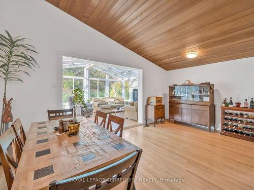 130 Verobeach Blvd, Toronto, ON - Indoor Photo Showing Dining Room