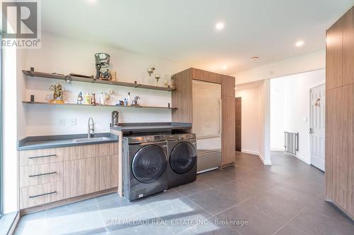 14020 Winston Churchill Boulevard, Caledon, ON - Indoor Photo Showing Laundry Room