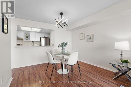 509 - 101 Subway Crescent, Toronto, ON - Indoor Photo Showing Dining Room