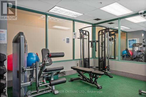 509 - 101 Subway Crescent, Toronto, ON - Indoor Photo Showing Gym Room