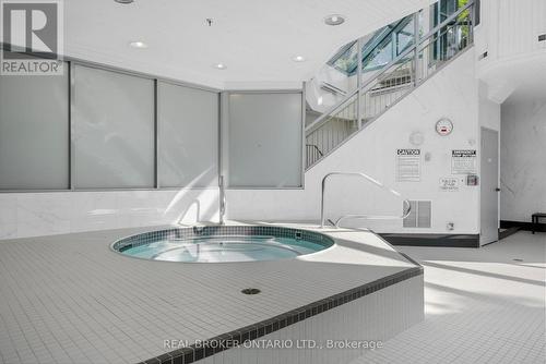 509 - 101 Subway Crescent, Toronto, ON - Indoor Photo Showing Other Room With In Ground Pool