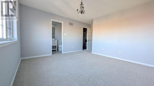 Upper - 4698 Colombo Crescent, Mississauga, ON - Indoor Photo Showing Other Room