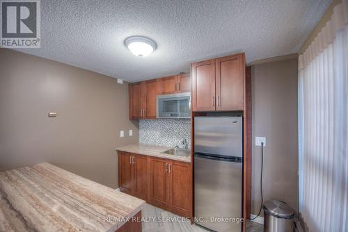 104 - 279 Chandler Drive, Kitchener, ON - Indoor Photo Showing Kitchen