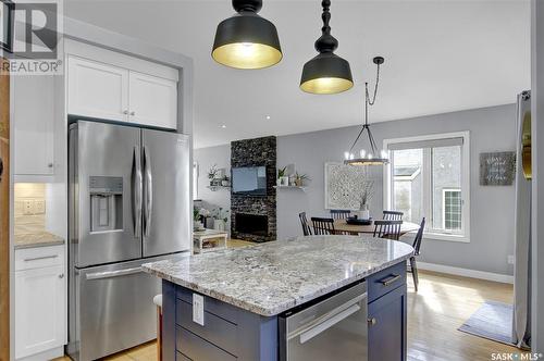 8030 Fairways West Drive, Regina, SK - Indoor Photo Showing Kitchen With Stainless Steel Kitchen