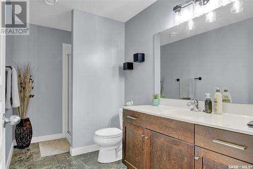 8030 Fairways West Drive, Regina, SK - Indoor Photo Showing Bathroom