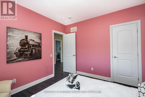 125 Chesney Crescent, Vaughan, ON - Indoor