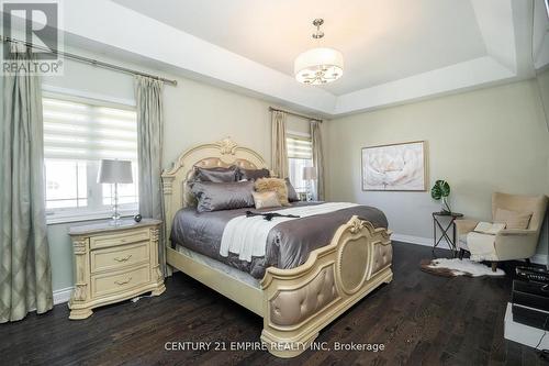 125 Chesney Crescent, Vaughan, ON - Indoor Photo Showing Bedroom