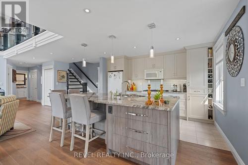 225 Windmill Point Road S, Fort Erie, ON - Indoor Photo Showing Kitchen With Upgraded Kitchen