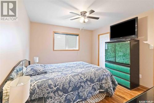 307 3Rd Avenue N, Martensville, SK - Indoor Photo Showing Bedroom