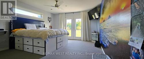 1961 Townline Road, Fort Erie, ON - Indoor Photo Showing Bedroom