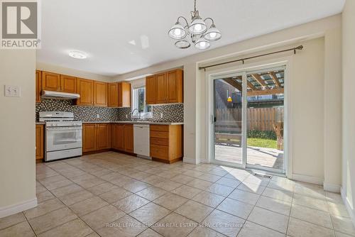 A - 695 Wild Ginger Avenue, Waterloo, ON - Indoor Photo Showing Kitchen