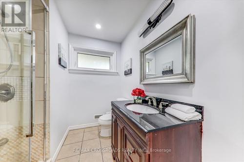 2 Tangmere Road, Toronto (Banbury-Don Mills), ON - Indoor Photo Showing Bathroom