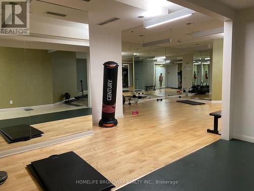 513 - 75 Norman Bethune Avenue, Richmond Hill, ON - Indoor Photo Showing Gym Room