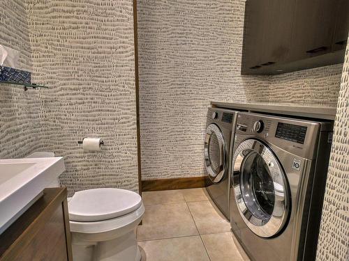 Salle de lavage - 4880 Rue De La Grande-Promenade, Sainte-Adèle, QC - Indoor Photo Showing Laundry Room