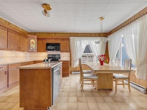 Dining room - 5 Route Du Président-Kennedy, Saint-Henri, QC - Indoor Photo Showing Kitchen