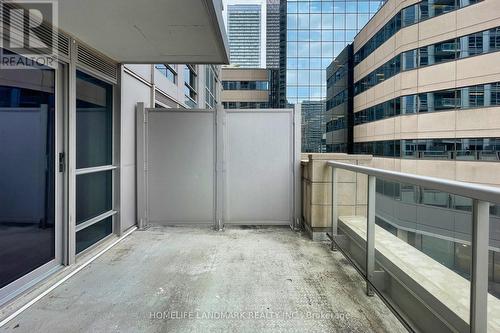 303 - 763 Bay Street, Toronto, ON - Outdoor With Exterior