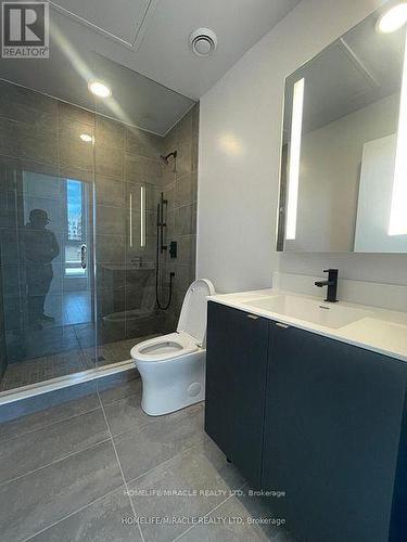 206 - 500 Dupont Street, Toronto (Annex), ON - Indoor Photo Showing Bathroom