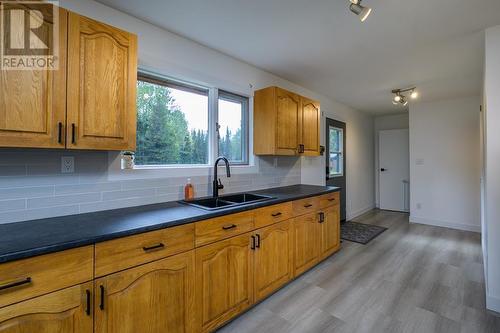 3895 Christopher Drive, Prince George, BC - Indoor Photo Showing Kitchen With Double Sink