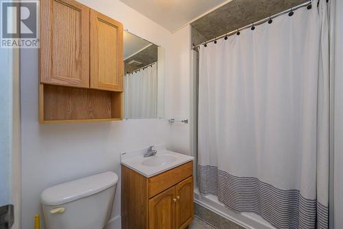 3895 Christopher Drive, Prince George, BC - Indoor Photo Showing Bathroom