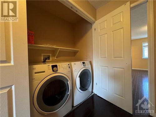 178 Berrigan Drive, Ottawa, ON - Indoor Photo Showing Laundry Room