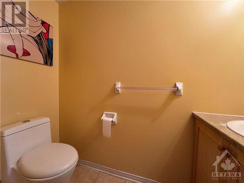 178 Berrigan Drive, Ottawa, ON - Indoor Photo Showing Bathroom