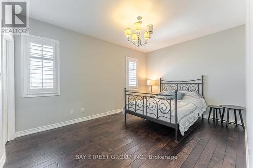 12 Toscanini Road, Richmond Hill, ON - Indoor Photo Showing Bedroom