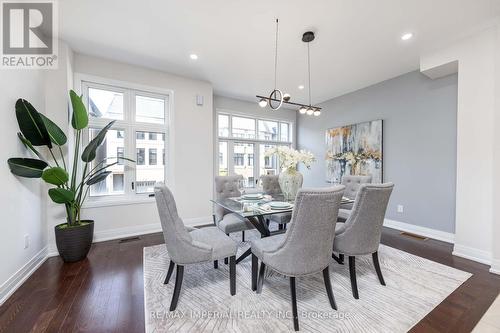 27 Mcgurran Lane, Richmond Hill (Doncrest), ON - Indoor Photo Showing Dining Room