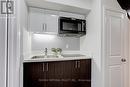 27 Mcgurran Lane, Richmond Hill, ON  - Indoor Photo Showing Kitchen 