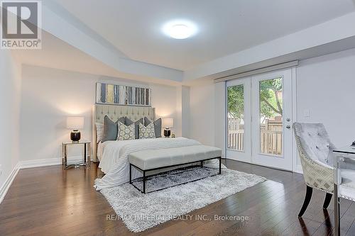 27 Mcgurran Lane, Richmond Hill, ON - Indoor Photo Showing Bedroom