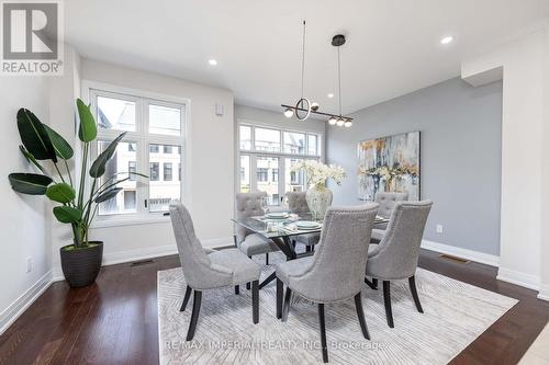 27 Mcgurran Lane, Richmond Hill, ON - Indoor Photo Showing Dining Room