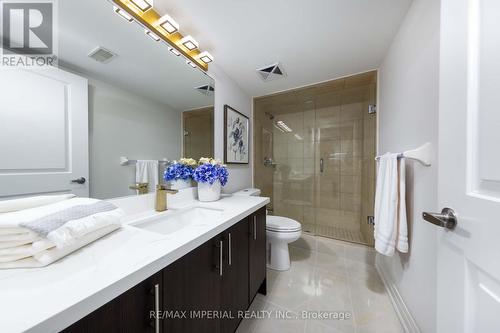 27 Mcgurran Lane, Richmond Hill (Doncrest), ON - Indoor Photo Showing Bathroom