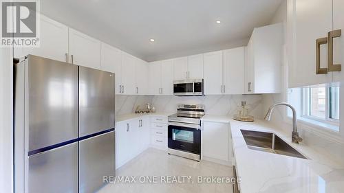 22 Bostock Drive, Georgina, ON - Indoor Photo Showing Kitchen With Stainless Steel Kitchen