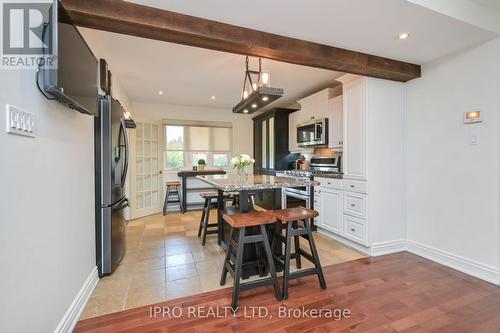 1643 Sumach Road, Caledon (Caledon Village), ON - Indoor Photo Showing Dining Room