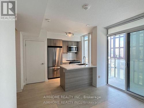 1511 - 50 Wellesley Street E, Toronto, ON - Indoor Photo Showing Kitchen