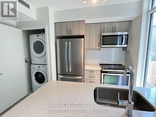 1511 - 50 Wellesley Street E, Toronto, ON - Indoor Photo Showing Laundry Room