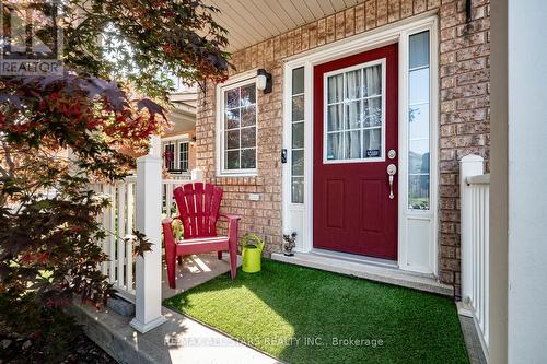 145 Dougherty Crescent, Whitchurch-Stouffville, ON - Outdoor