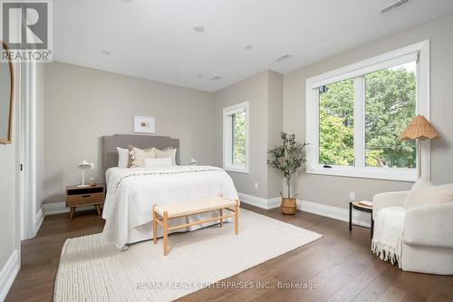 18 Wendell Avenue, Toronto, ON - Indoor Photo Showing Bedroom