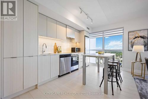 2202 - 30 Gibbs Road, Toronto, ON - Indoor Photo Showing Kitchen